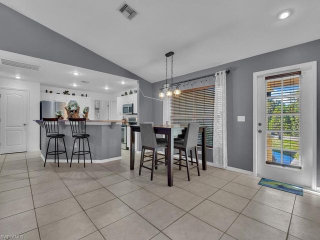 2609 NE 5th AVE, Cape Coral, FL 33909