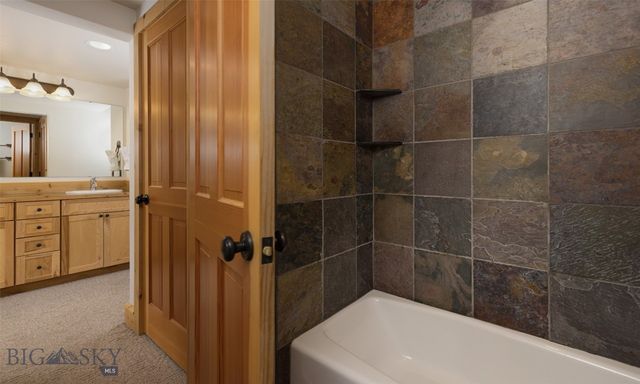 10 Red Cloud Loop, Big Sky, MT 59716