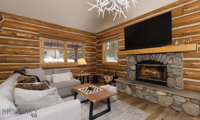 10 Red Cloud Loop, Big Sky, MT 59716