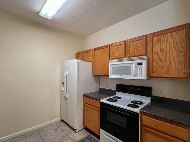 4802 51ST STREET W 1014, Bradenton, FL 34210