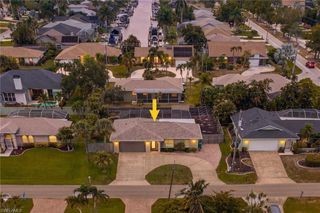 805 SW 52nd ST, Cape Coral, FL 33914