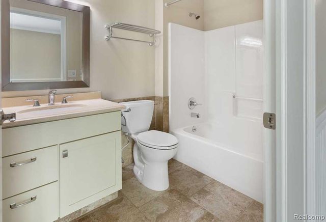 50234 Helfer Boulevard, Wixom, MI 48393