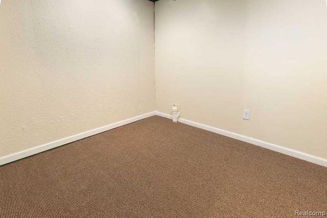 50234 Helfer Boulevard, Wixom, MI 48393