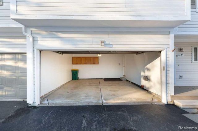 50234 Helfer Boulevard, Wixom, MI 48393