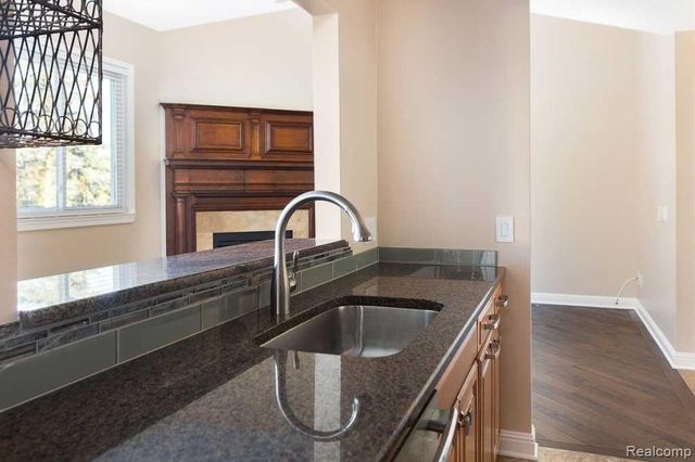 50234 Helfer Boulevard, Wixom, MI 48393