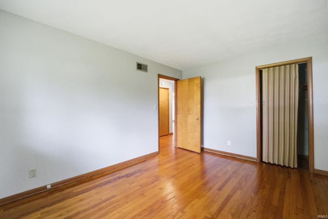 3233 Brady Lane, Lafayette, IN 47909