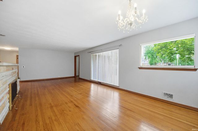 3233 Brady Lane, Lafayette, IN 47909