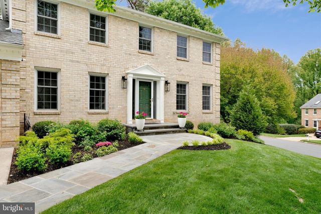 2068 KEDGE DR, Vienna, VA 22181
