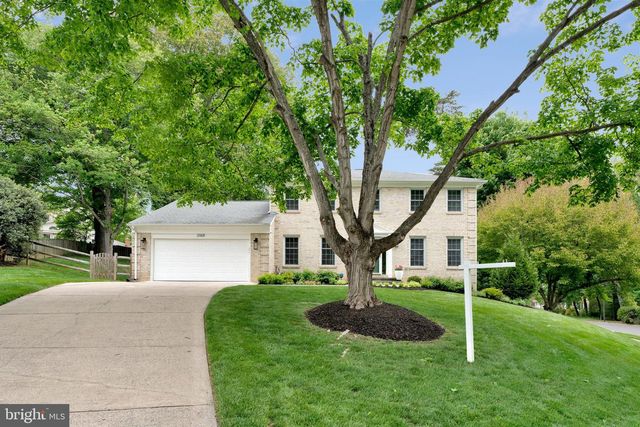 2068 KEDGE DR, Vienna, VA 22181