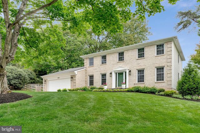 2068 KEDGE DR, Vienna, VA 22181