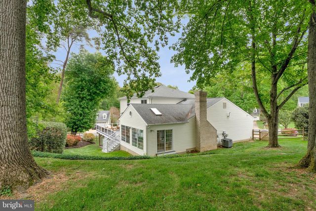 2068 KEDGE DR, Vienna, VA 22181