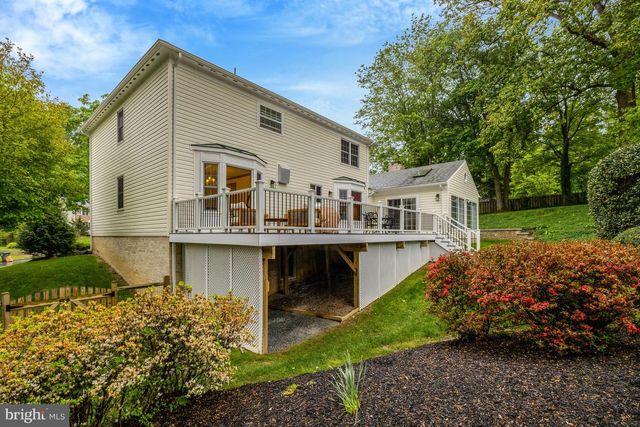 2068 KEDGE DR, Vienna, VA 22181