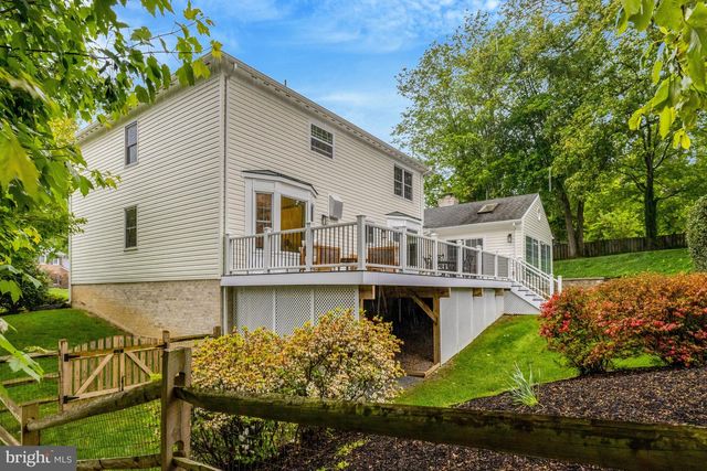 2068 KEDGE DR, Vienna, VA 22181