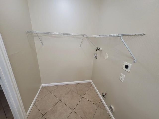 1523 Campbell, Galveston, TX 77551