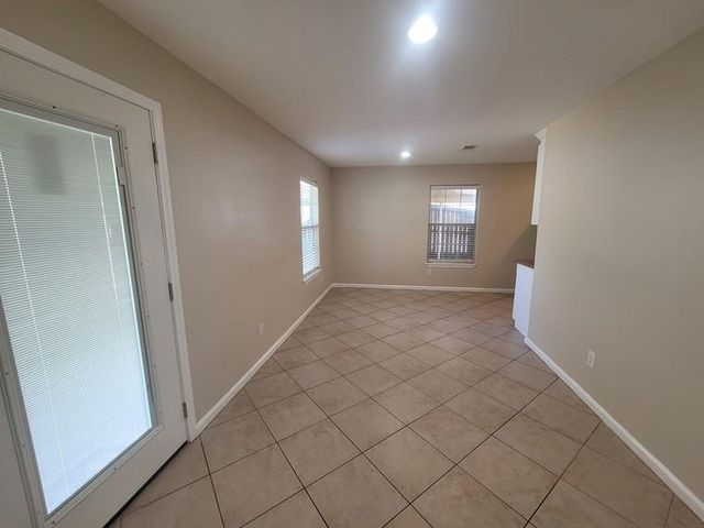 1523 Campbell, Galveston, TX 77551