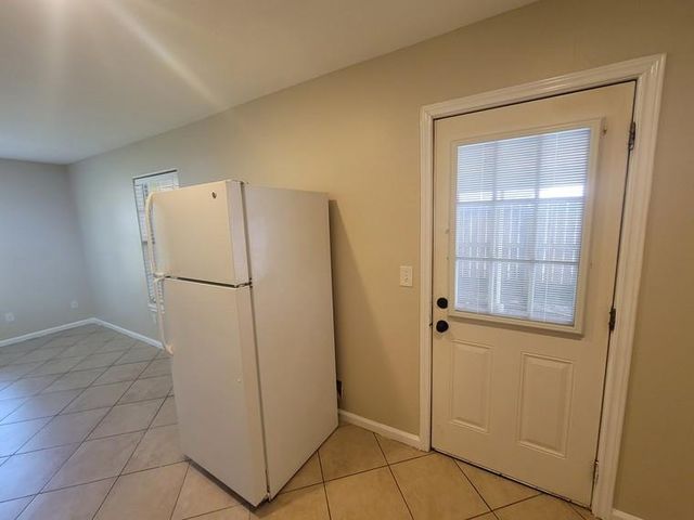 1523 Campbell, Galveston, TX 77551