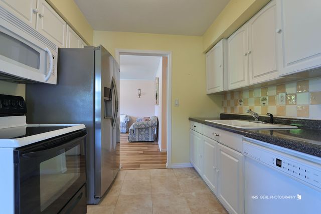 2019 Gilboa Avenue, Zion, IL 60099