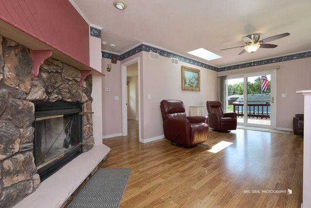 2019 Gilboa Avenue, Zion, IL 60099