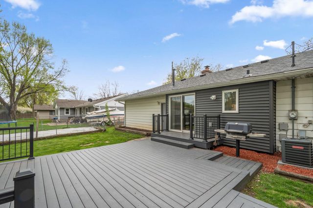 965 Redwell Lane, Apple Valley, MN 55124