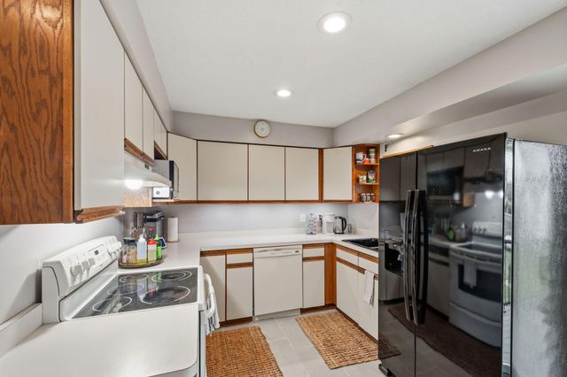 965 Redwell Lane, Apple Valley, MN 55124