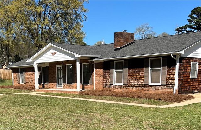 200 Choyce Street, Lexington, NC 27295