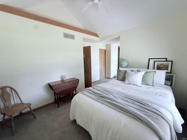 1304 Ardsley Court, Fort Wayne, IN 46815