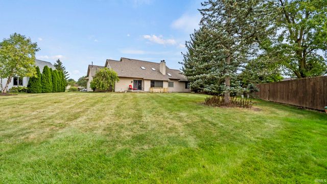 1304 Ardsley Court, Fort Wayne, IN 46815