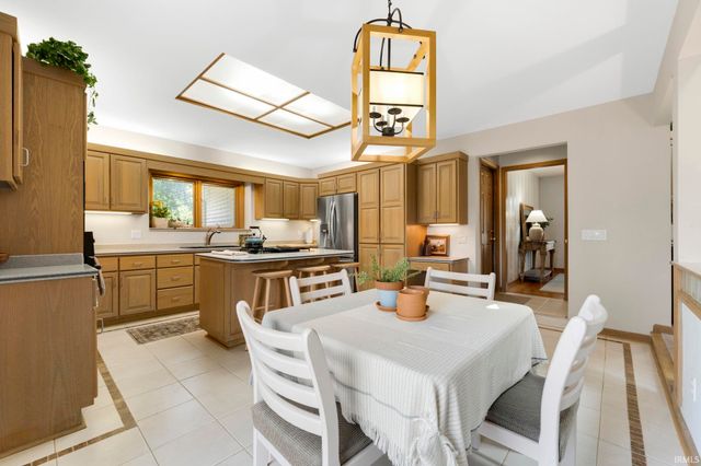 1304 Ardsley Court, Fort Wayne, IN 46815