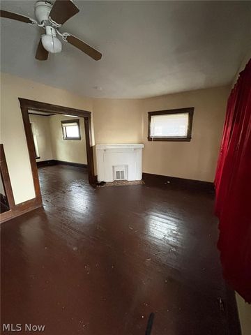 12520 Cornado Avenue, Cleveland, OH 44108