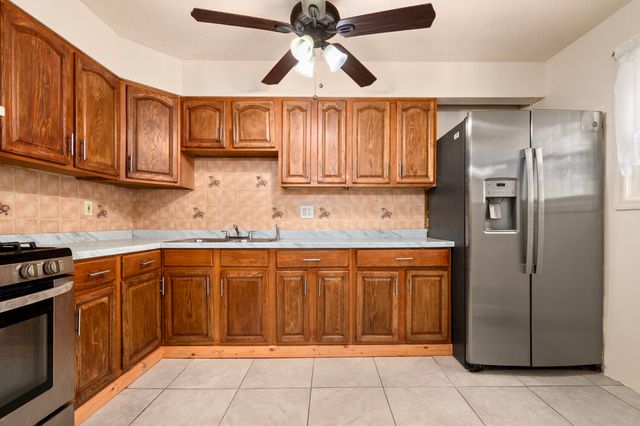 79 AMBOY Street, New York City, NY 11212