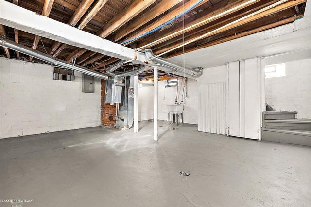 20575 Dean Street, Detroit, MI 48234