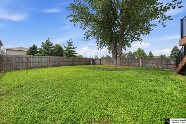 5701 S 96 Street, Lincoln, NE 68526