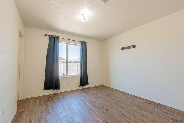 7912 E 44 Ln, Yuma, AZ 85365