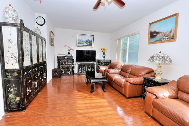 8897 Shasta Lily Dr, Elk Grove, CA 95624