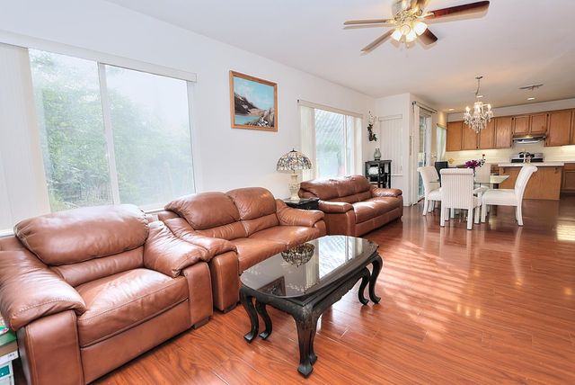 8897 Shasta Lily Dr, Elk Grove, CA 95624