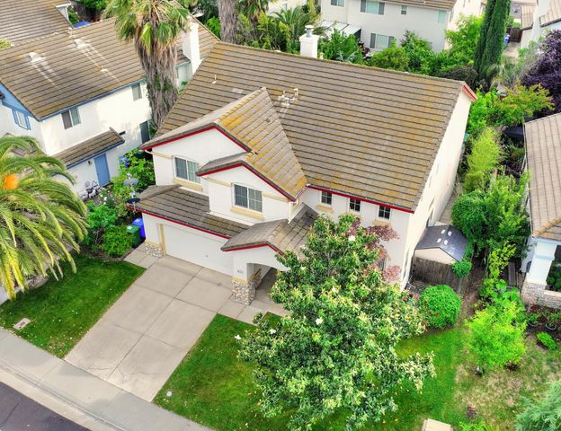 8897 Shasta Lily Dr, Elk Grove, CA 95624
