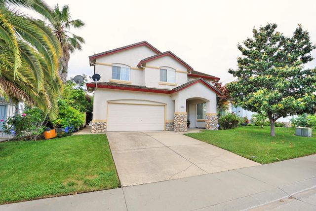 8897 Shasta Lily Dr, Elk Grove, CA 95624