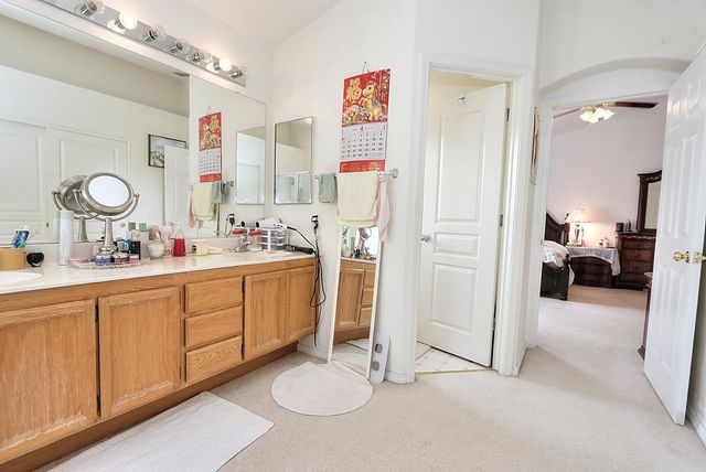 8897 Shasta Lily Dr, Elk Grove, CA 95624