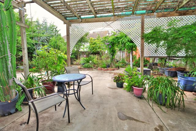 8897 Shasta Lily Dr, Elk Grove, CA 95624