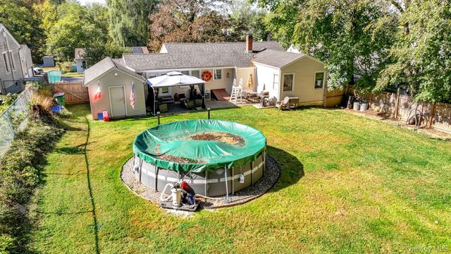 14 W Dogwood Drive, Poughkeepsie, NY 12601