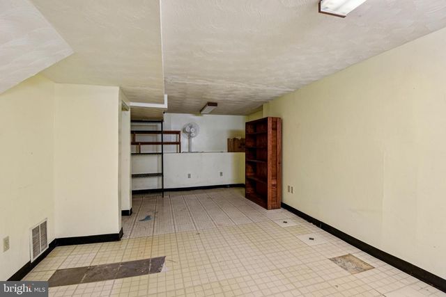 9881 LYON AVE, Laurel, MD 20723