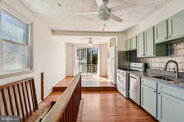 9881 LYON AVE, Laurel, MD 20723