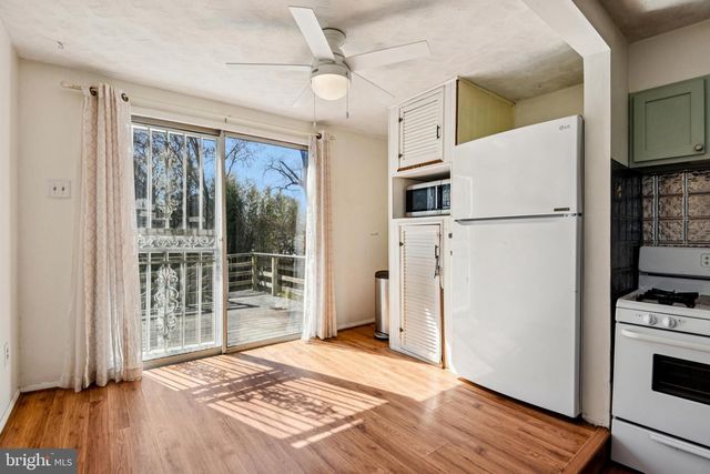 9881 LYON AVE, Laurel, MD 20723