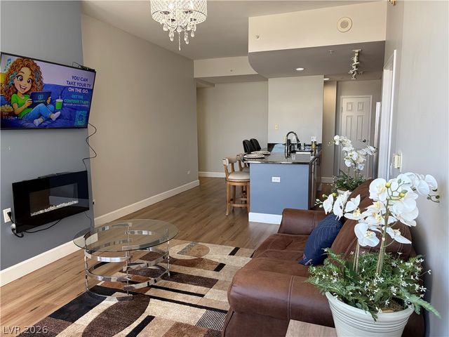 200 West Sahara Avenue 309, Las Vegas, NV 89102