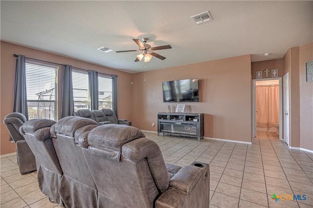 8409 Quiet Hollow Drive, Temple, TX 76502