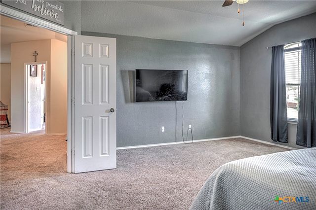 8409 Quiet Hollow Drive, Temple, TX 76502