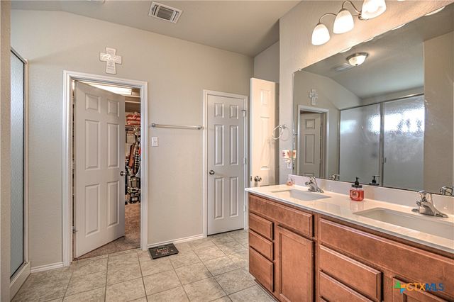 8409 Quiet Hollow Drive, Temple, TX 76502