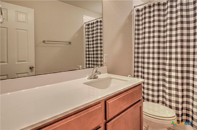 8409 Quiet Hollow Drive, Temple, TX 76502