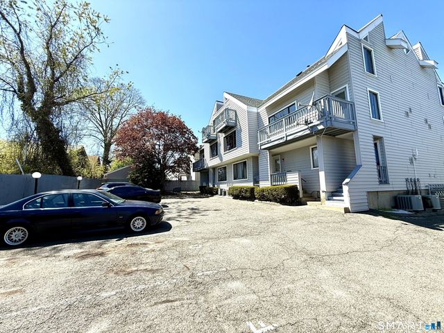 105 Tremont Avenue C, Bridgeport, CT 06606