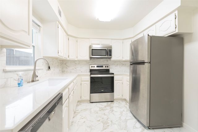 4080 Windhaven Lane, Dallas, TX 75287